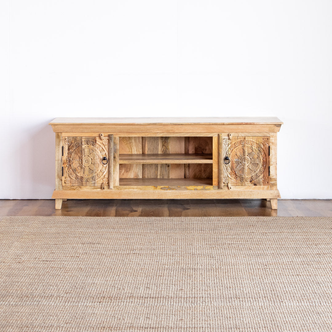 TV Cabinet Carved Door Design