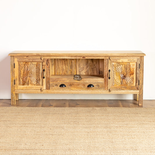 TV Cabinet Classic Elegance with Carved Character