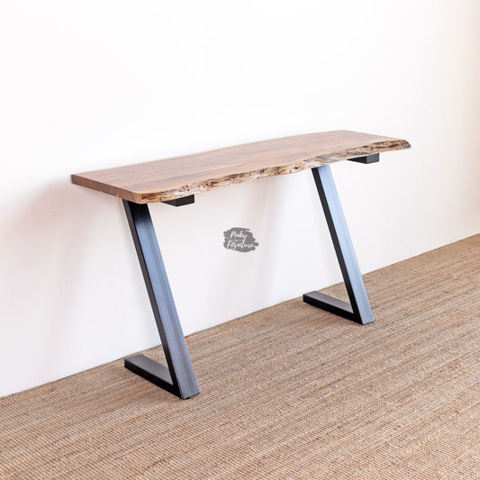 Console Table Industrial Design